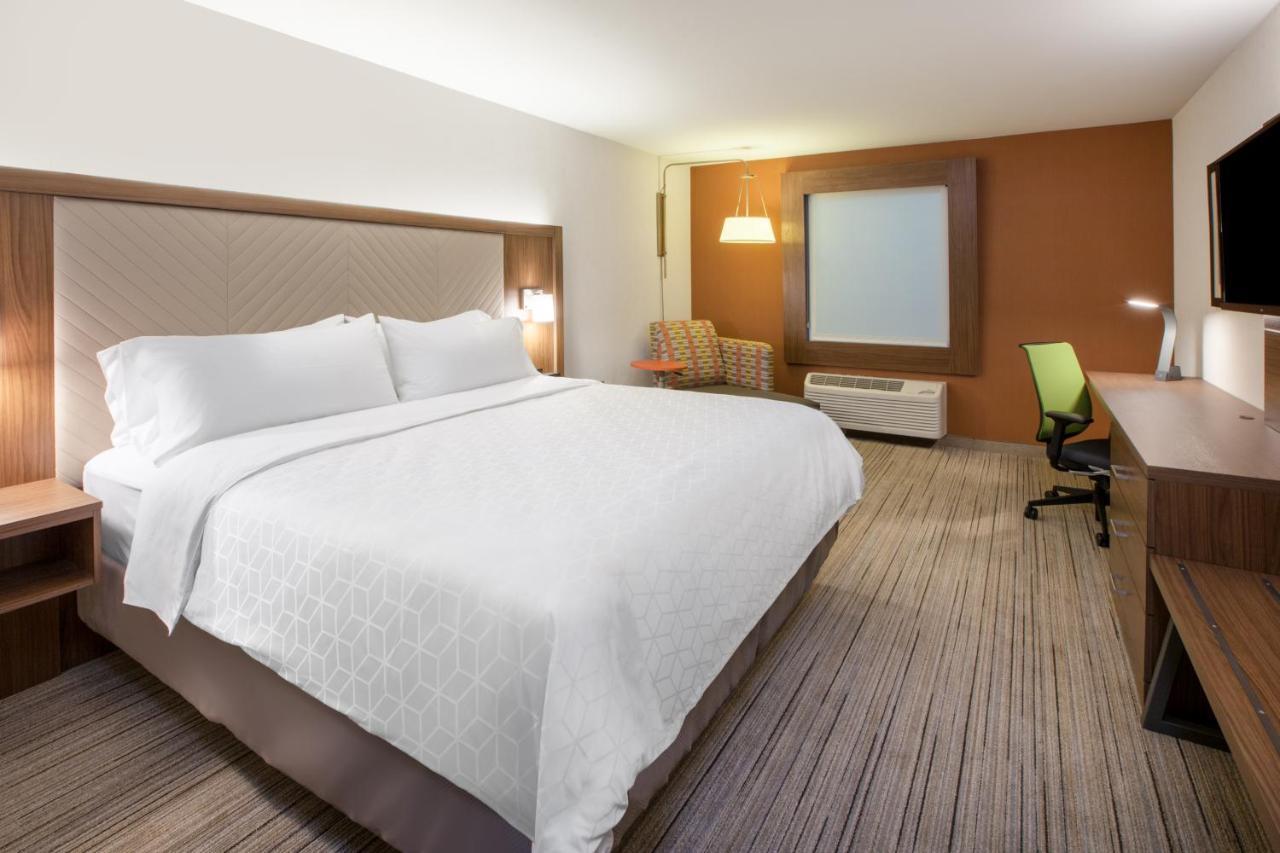 Holiday Inn Express & Suites - Canton By Ihg Eksteriør billede