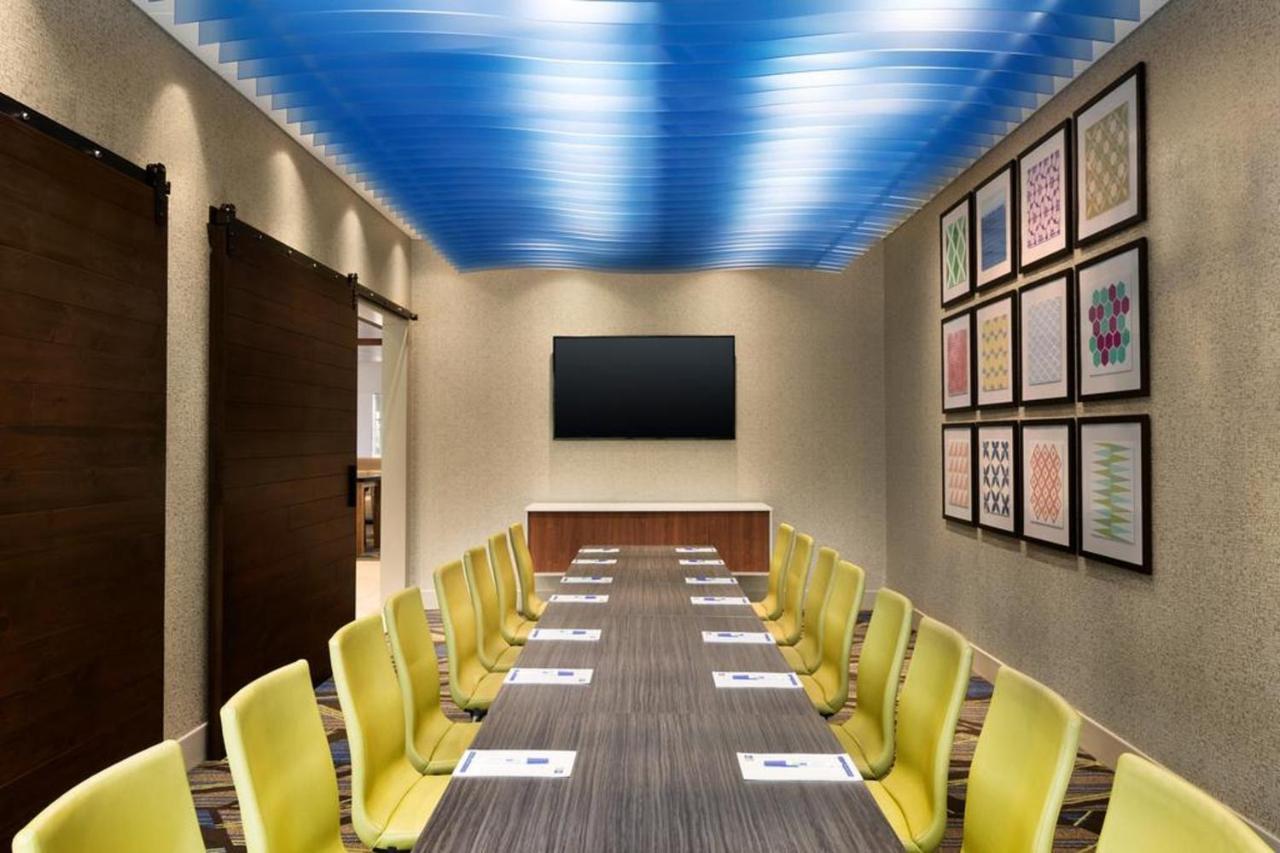 Holiday Inn Express & Suites - Canton By Ihg Eksteriør billede